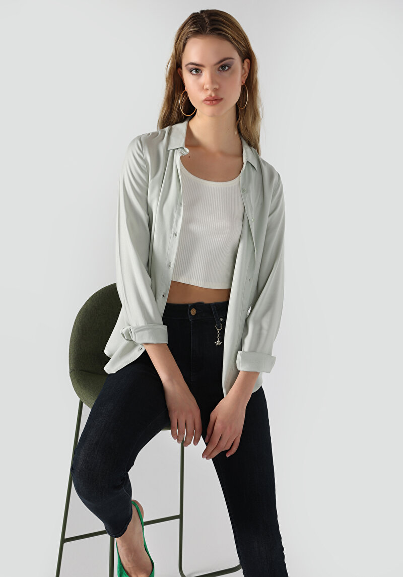 Imagine a Camasa Cu Maneca Lunga De Dama Verde Regular Fit Cl1048443