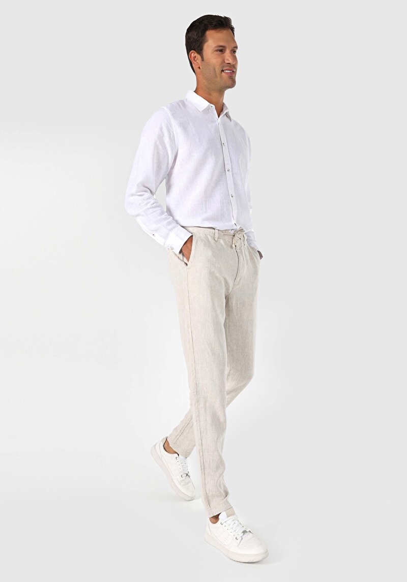 Imagine a Pantaloni De Barbati Alb Regular Fit Cl1063619