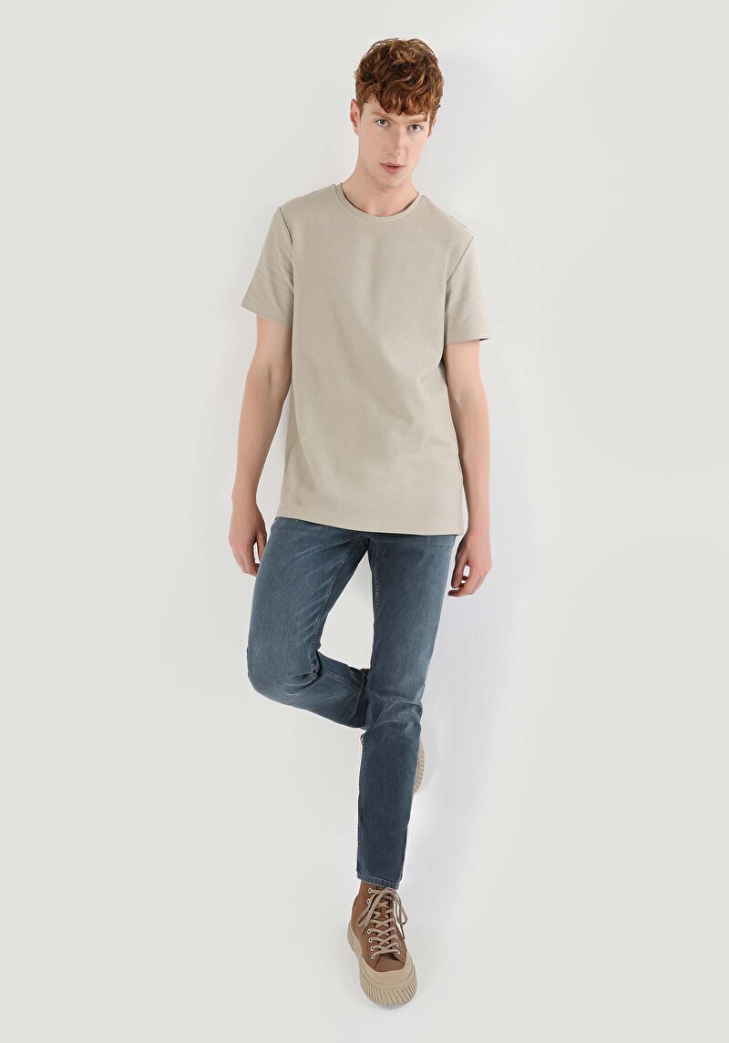 Afișați detalii pentru Regular Fit Round Neck Jacquard Bărbați Bej Tricou Cu Mânecă Scurtă