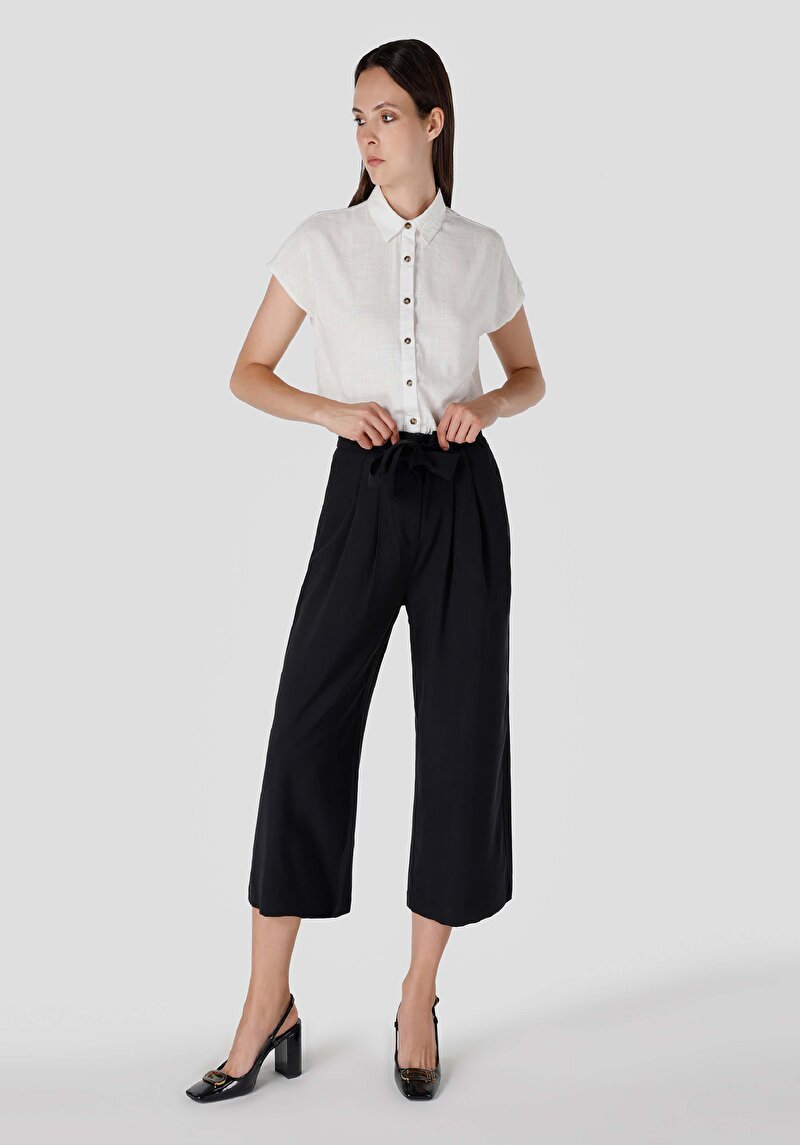 Imagine a Pantaloni De Dama Negru Regular Fit Cl1063929