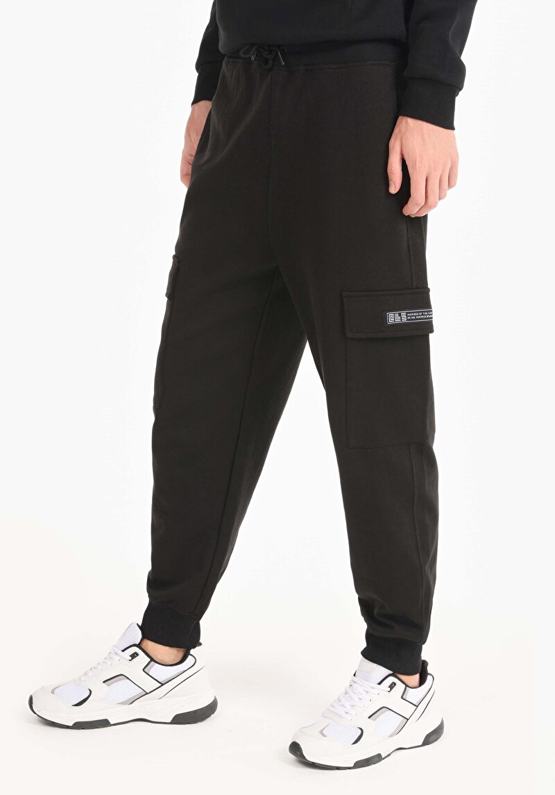 Imagine a Regular Fit Mid Talie Drept Pantaloni De Trening Negri Pentru Bărbați