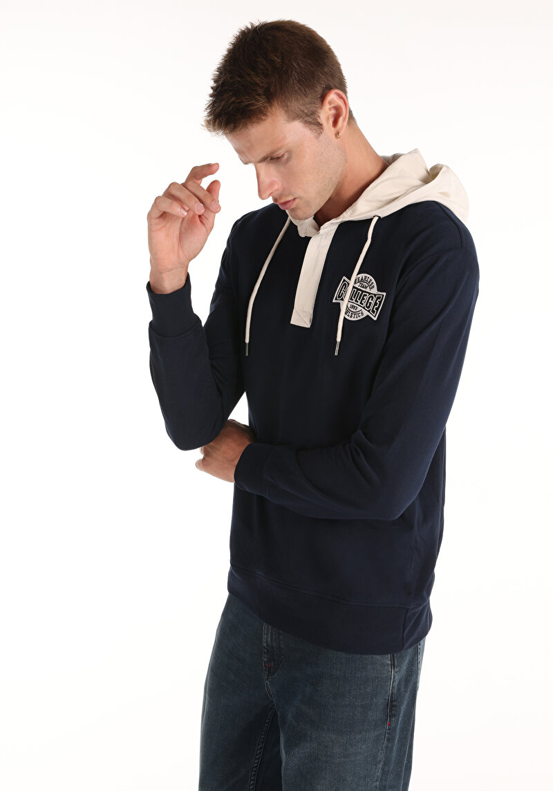 Imagine a Tricou Cu Maneca Lunga De Barbati Albastru Marin Regular Fit  Cl1064581