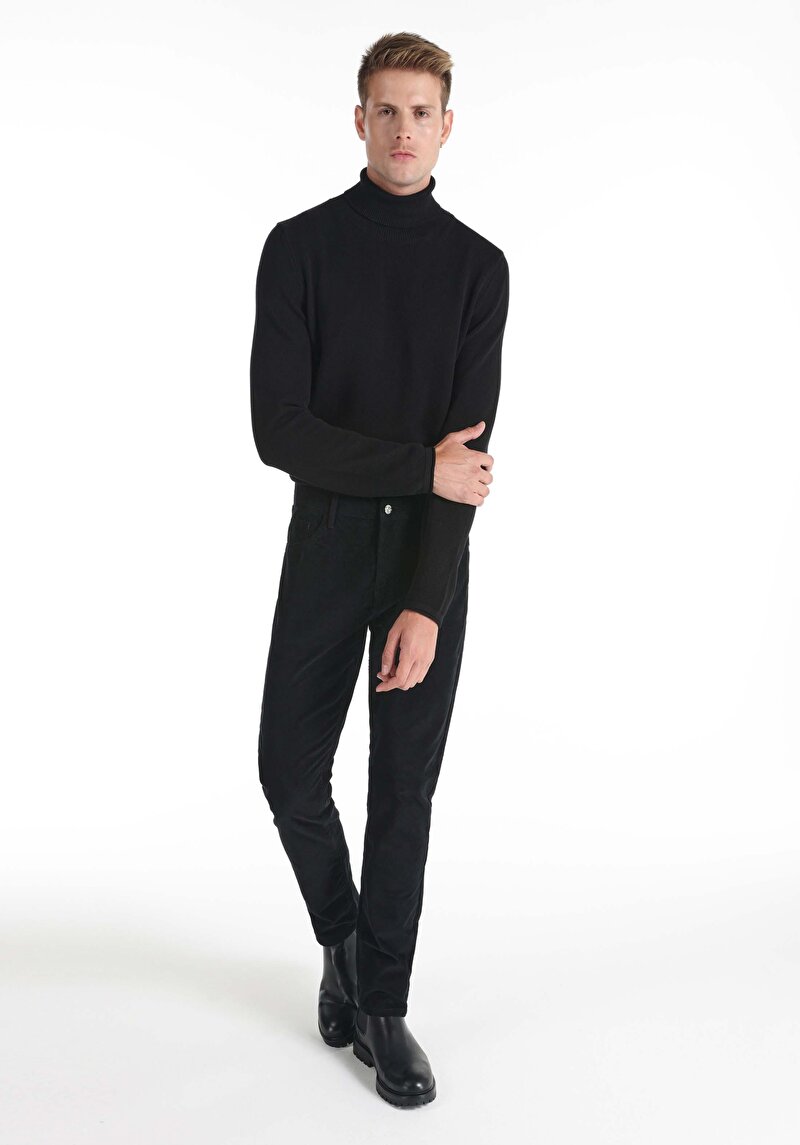 Imagine a Pantaloni Antracit Pentru Bărbați Cu Talie Medie Și Picior Drept