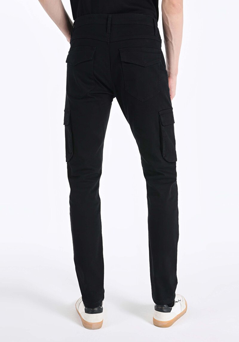 Imagine a Pantaloni De Barbati Negru Slim Fit Cl1066463