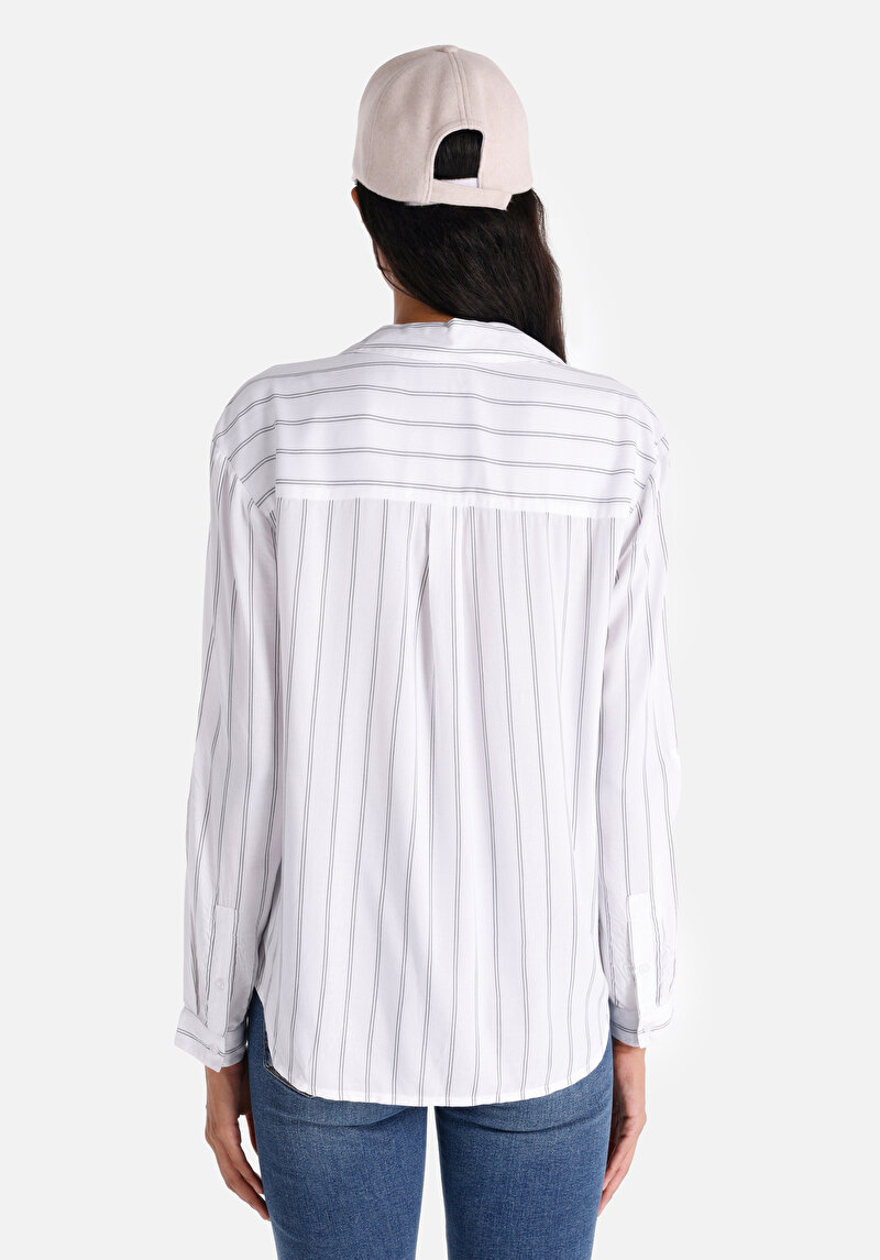 Imagine a Bluza Cu Maneca Lunga De Dama Alb Regular Fit Cl1065000