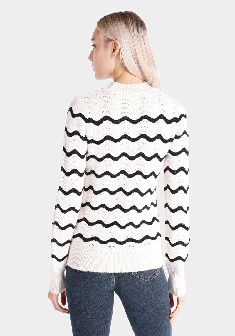 Afișați detalii pentru Pulover De Dama Alb   Cl1066026