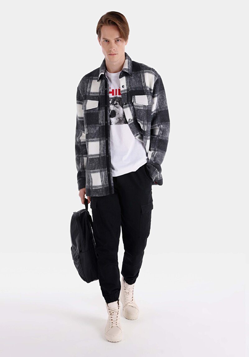 Imagine a Pantaloni Negri Pentru Bărbați Slim Fit Mid Waist Elasticed Leg