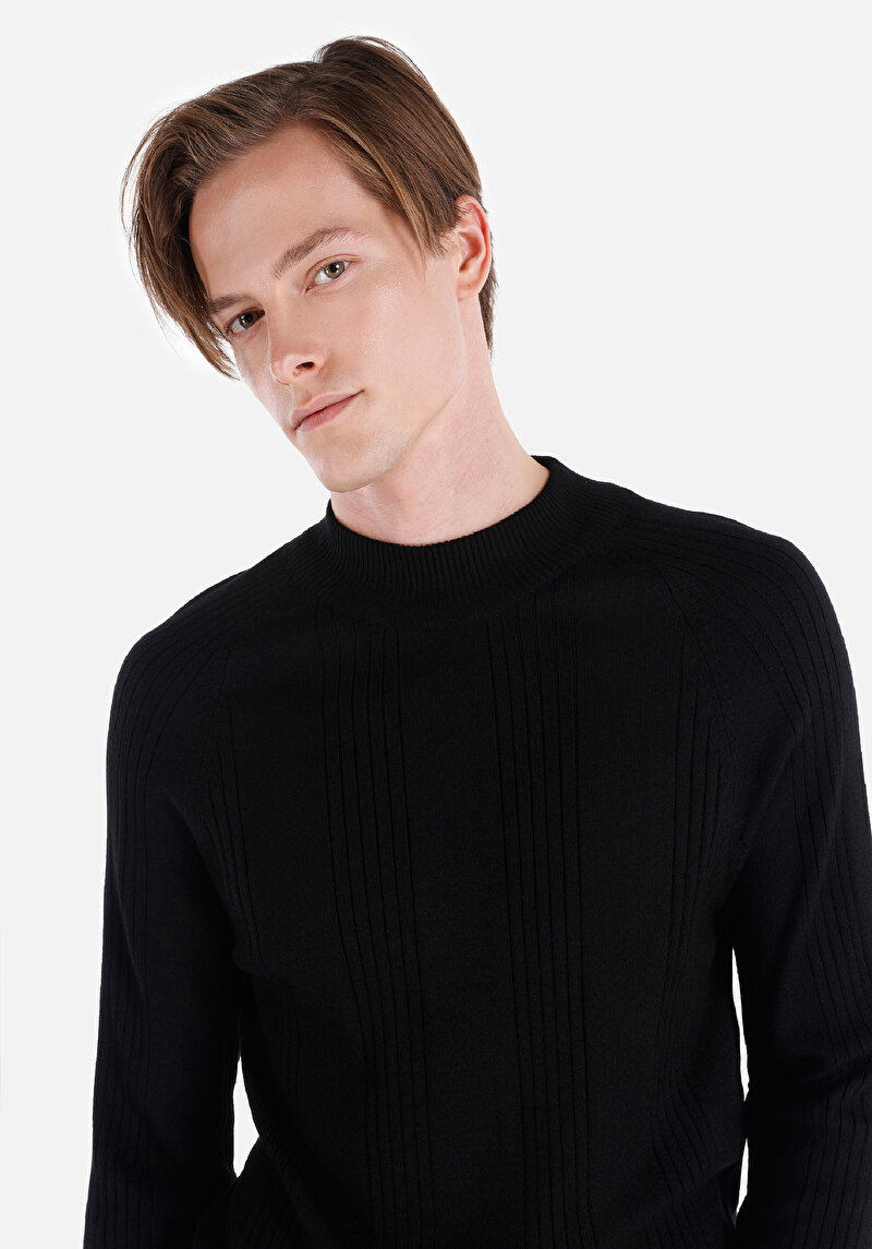 Afișați detalii pentru Pulover De Barbati Negru Slim Fit  Cl1064873