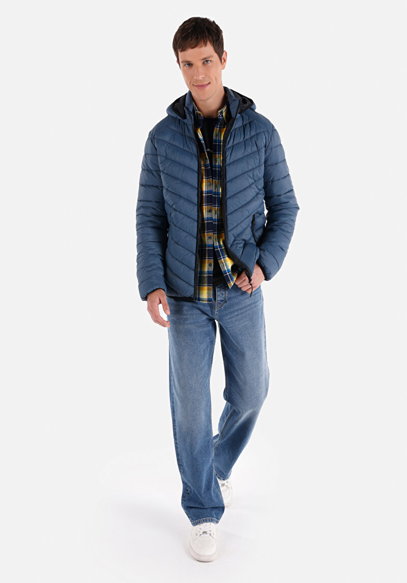 Imagine a Palton Albastru Pentru Bărbați Slim Fit