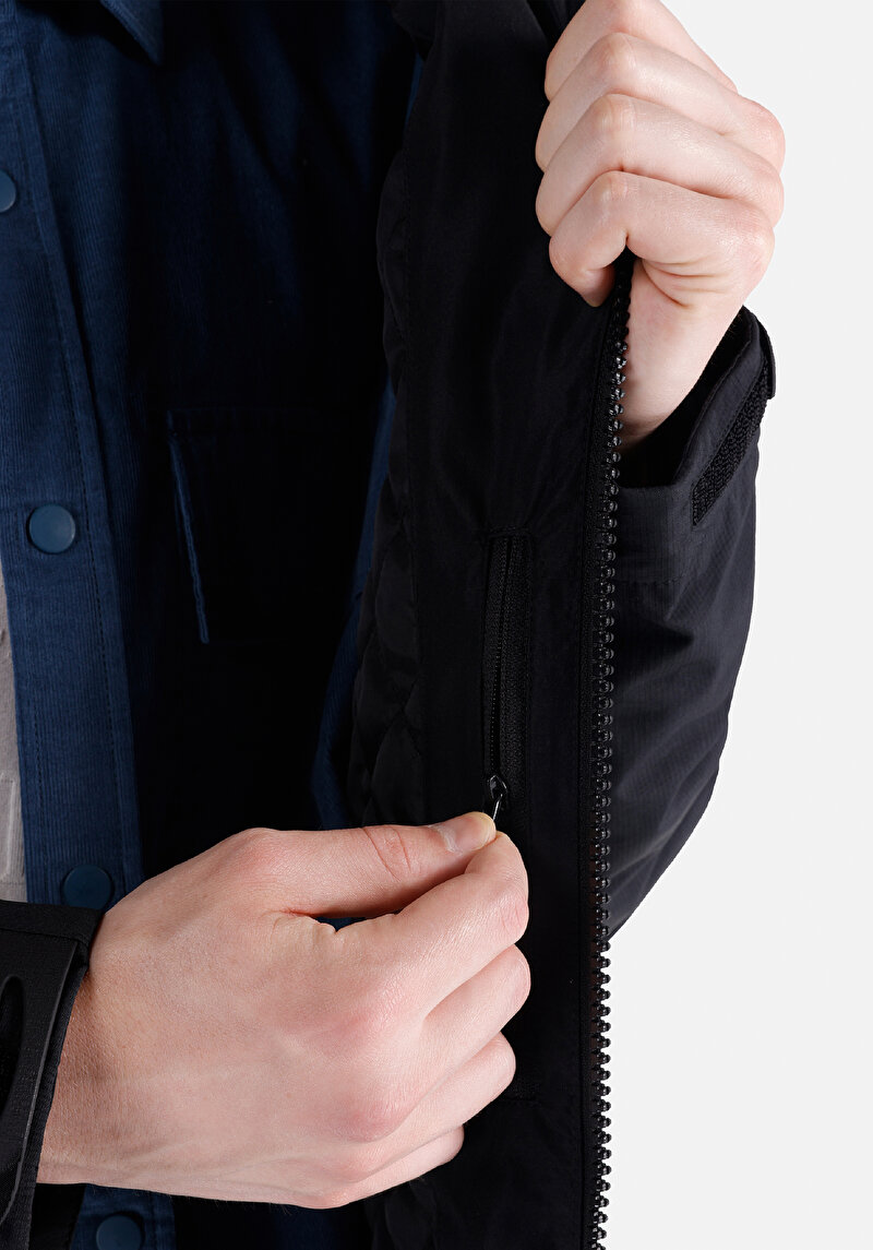 Afișați detalii pentru Palton Negru Pentru Bărbați Regular Fit