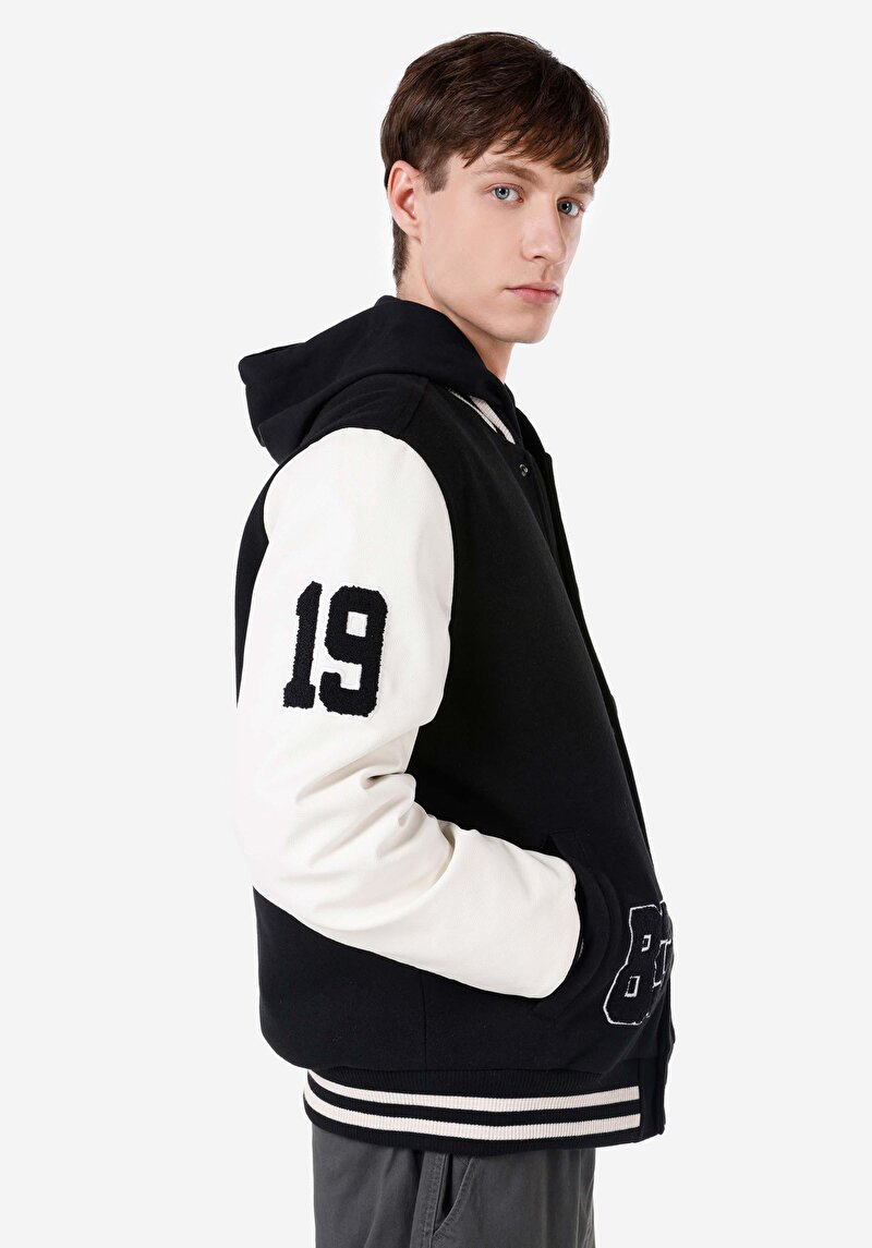 Afișați detalii pentru Jacheta De Barbati Negru Regular Fit  Cl1066706