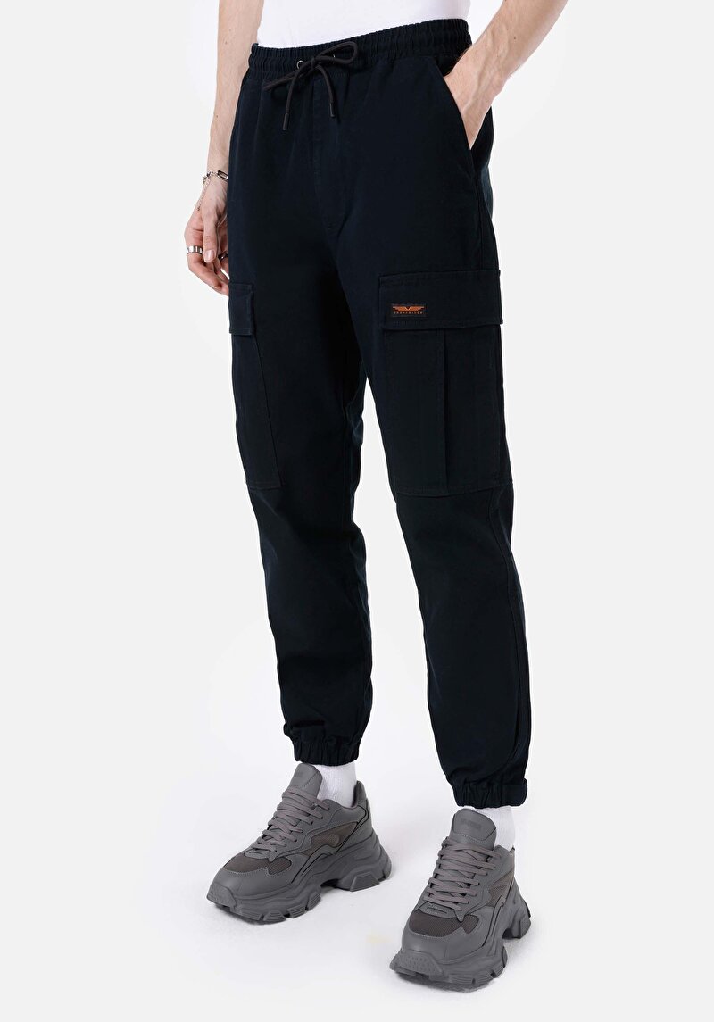 Imagine a Pantaloni Negri Pentru Bărbați Comfort Fit Mid Waist Elastic Leg