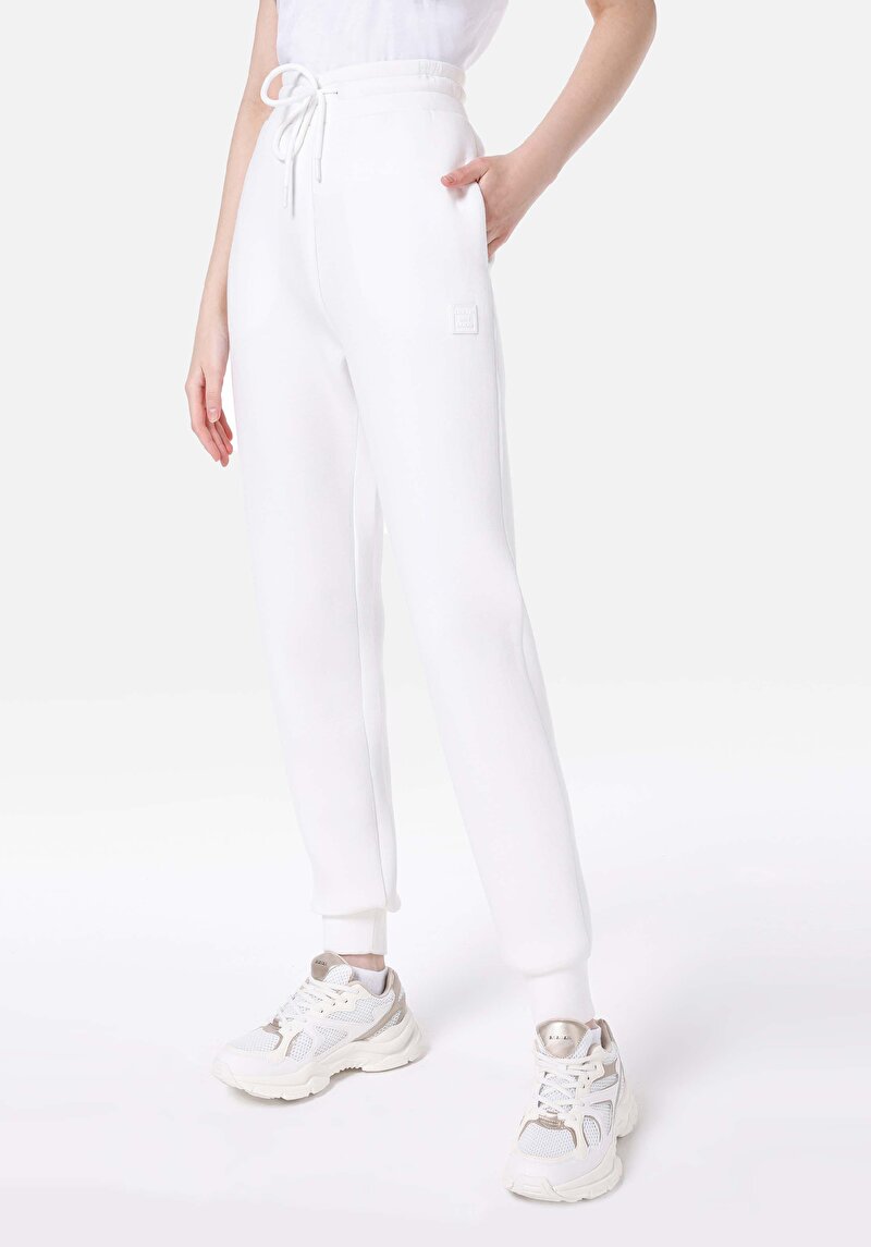 Afișați detalii pentru Pantaloni De Trening Albi Pentru Femei Cu Talie Medie İmprimată Slim Fit