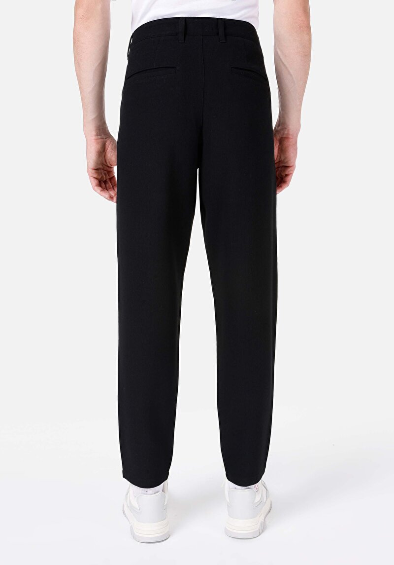 Afișați detalii pentru Pantaloni De Barbati Negru Carrot Fit  Cl1068260