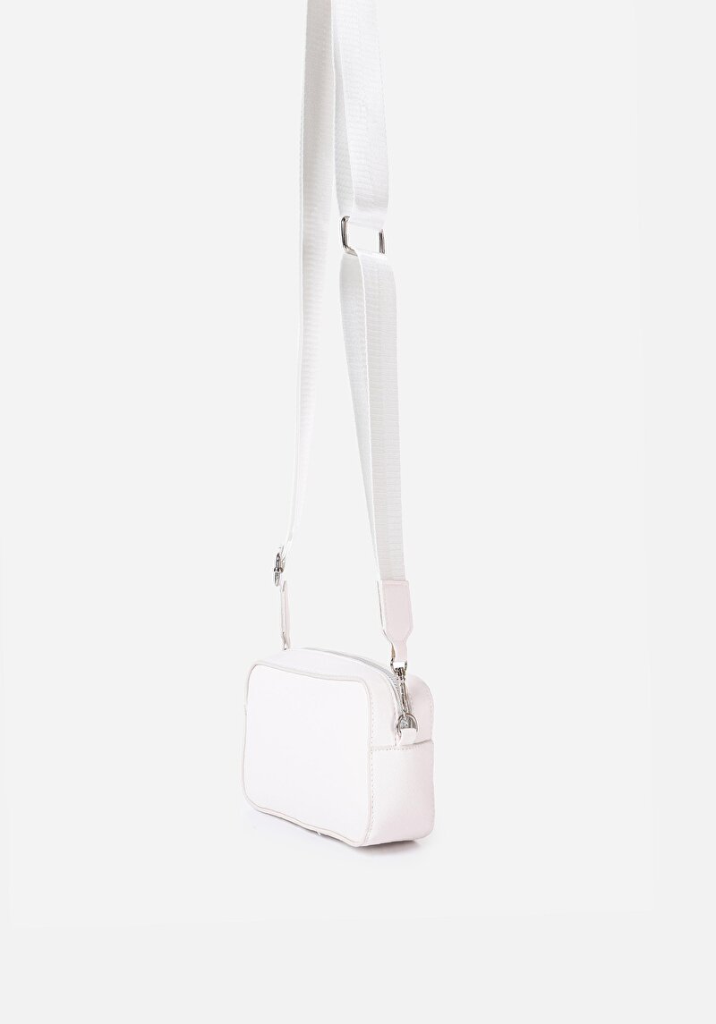 Imagine a Geantă Albă Pentru Femei