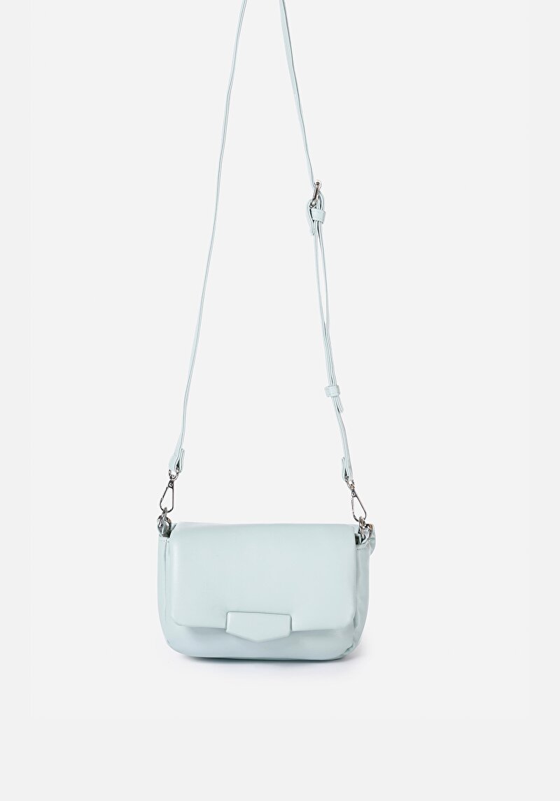 Imagine a Geantă Verde Pentru Femei