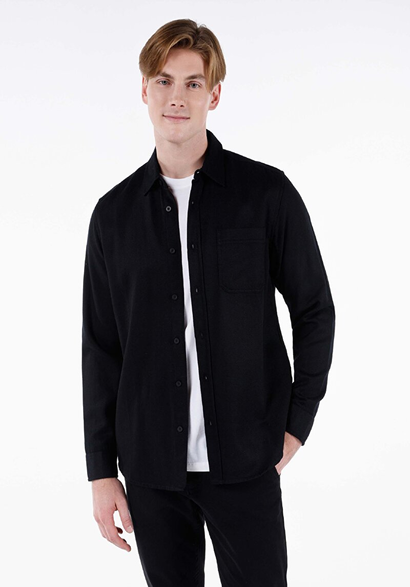 Imagine a Camasa Cu Maneca Lunga De Barbati Negru Regular Fit Cl1066931