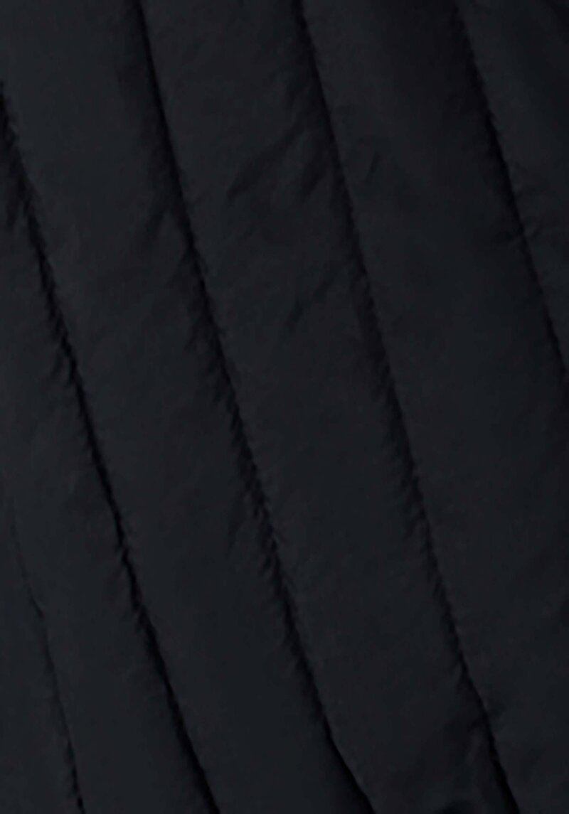 Afișați detalii pentru Vestă Neagră Pentru Bărbați Regular Fit