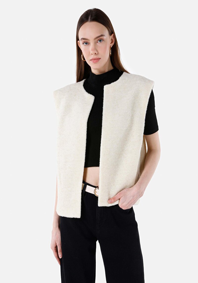 Imagine a Jachetă Ecru Pentru Femei Regular Fit