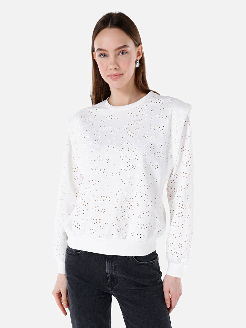 Imagine a Hanorac / Bluza De Dama Alb Regular Fit  Cl1067956