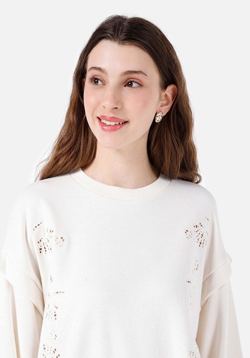 Imagine a Hanorac Alb Pentru Femei Regular Fit