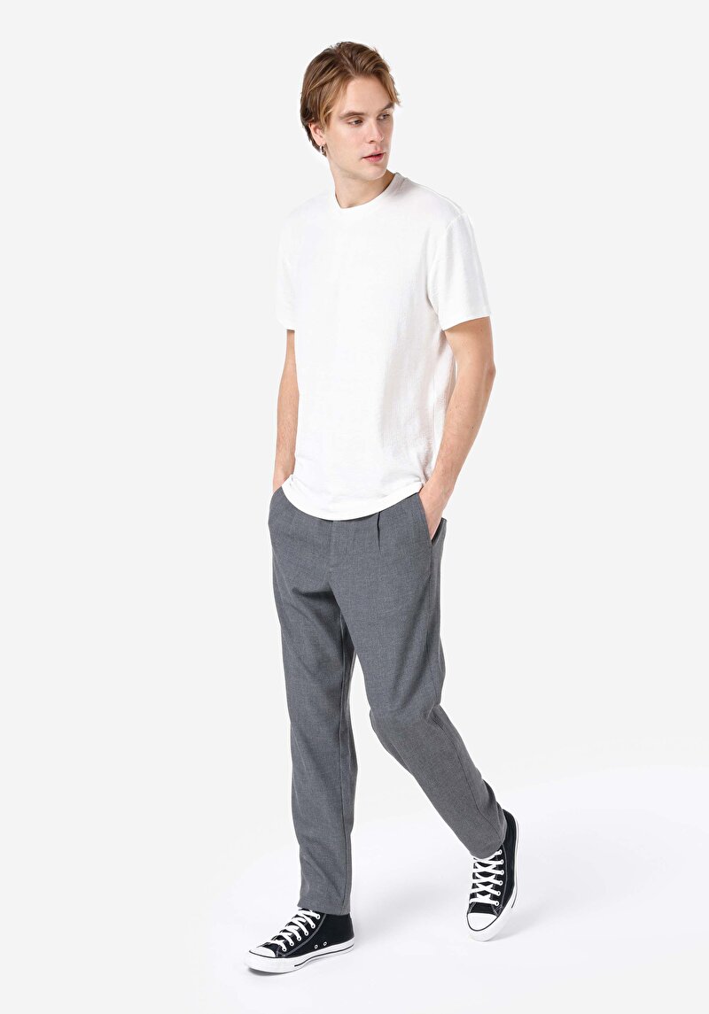 Afișați detalii pentru Tricou Cu Maneca Scurta De Barbati Alb Comfort Fit  Cl1068397