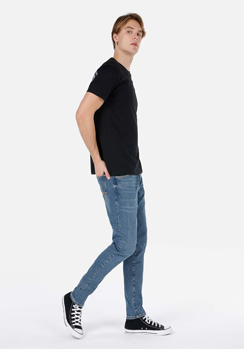 Imagine a Tricou Cu Maneca Scurta De Barbati Negru Regular Fit Cl1066765