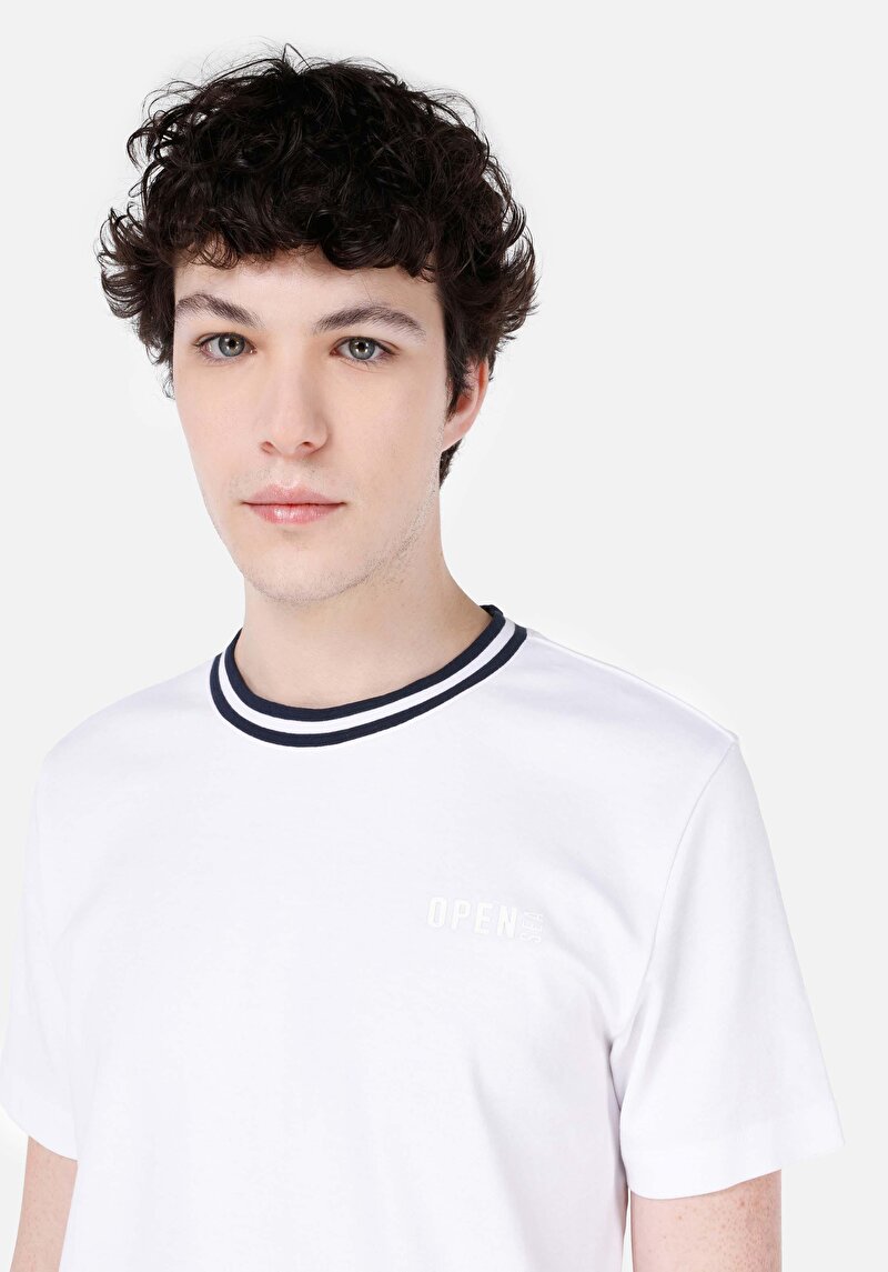 Imagine a Tricou Cu Maneca Scurta De Barbati Alb Regular Fit Cl1068151