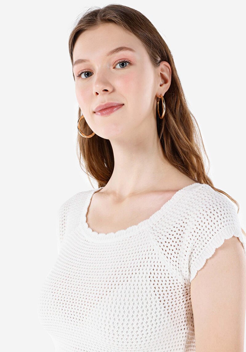 Imagine a Pulover Cu Mâneci Scurte De Dama Alb Slim Fit Cl1068431