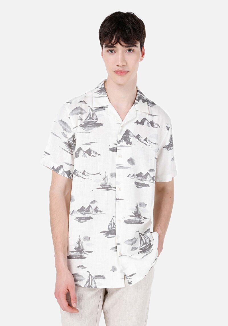 Imagine a Cămașă Cu Gât İmprimat Cămașă Albă Cu Mânecă Scurtă Pentru Bărbați