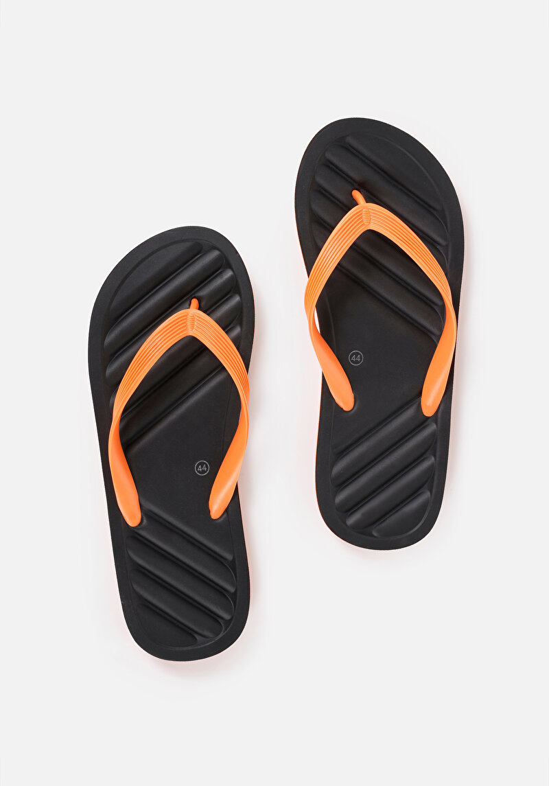 Imagine a Papuci Negri Pentru Bărbați