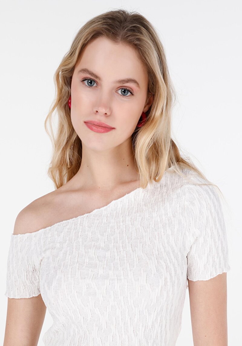 Imagine a Regular Fit Guler Barcă Drept Femei Alb Manșon Scurt Tricou