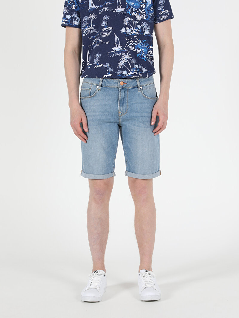 Afișați detalii pentru Short / Pantaloni Scurti De Barbati Denim Straight Fit 044 Karl Cl1049615