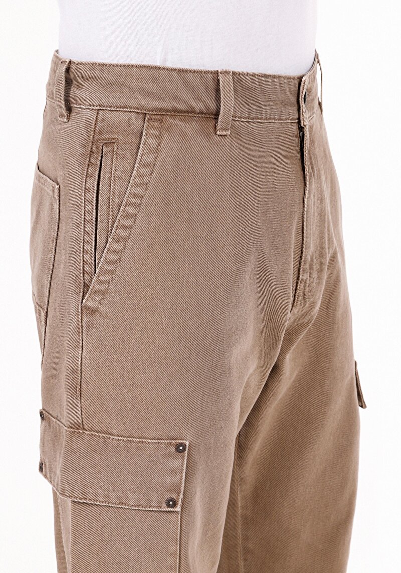 Afișați detalii pentru Pantaloni De Barbati Bej Comfort Fit 100% Bumbac Cl1069753