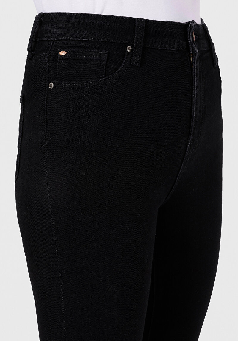 Afișați detalii pentru Pantaloni De Dama Denim Skinny Fit 760 Diana Cl1071438