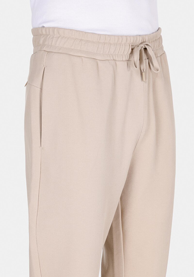 Afișați detalii pentru Pantaloni De Trening De Barbati Bej Slim Fit  Cl1073661