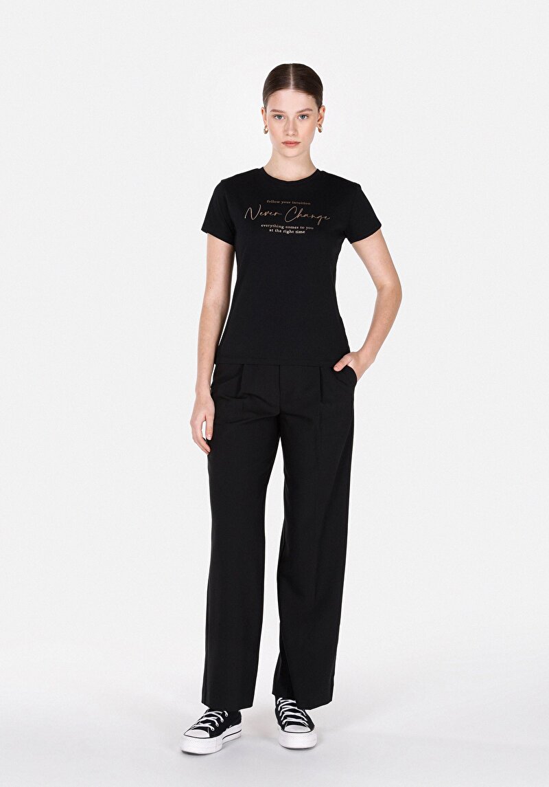 Imagine a Tricou Cu Maneca Scurta De Dama Negru Slim Fit Cl1073449