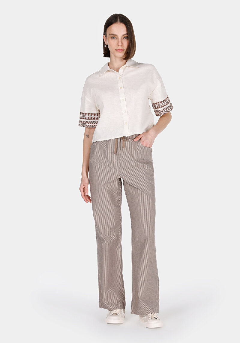 Imagine a Drept Fit Talie Talie Larg Picior Maro Pentru Femei Pantaloni Maro