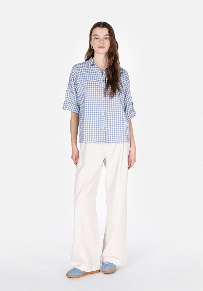 Imagine a Regular Fit Cămașă Gât În Carouri Cămașă Albastră Roll-Up Pentru Femei