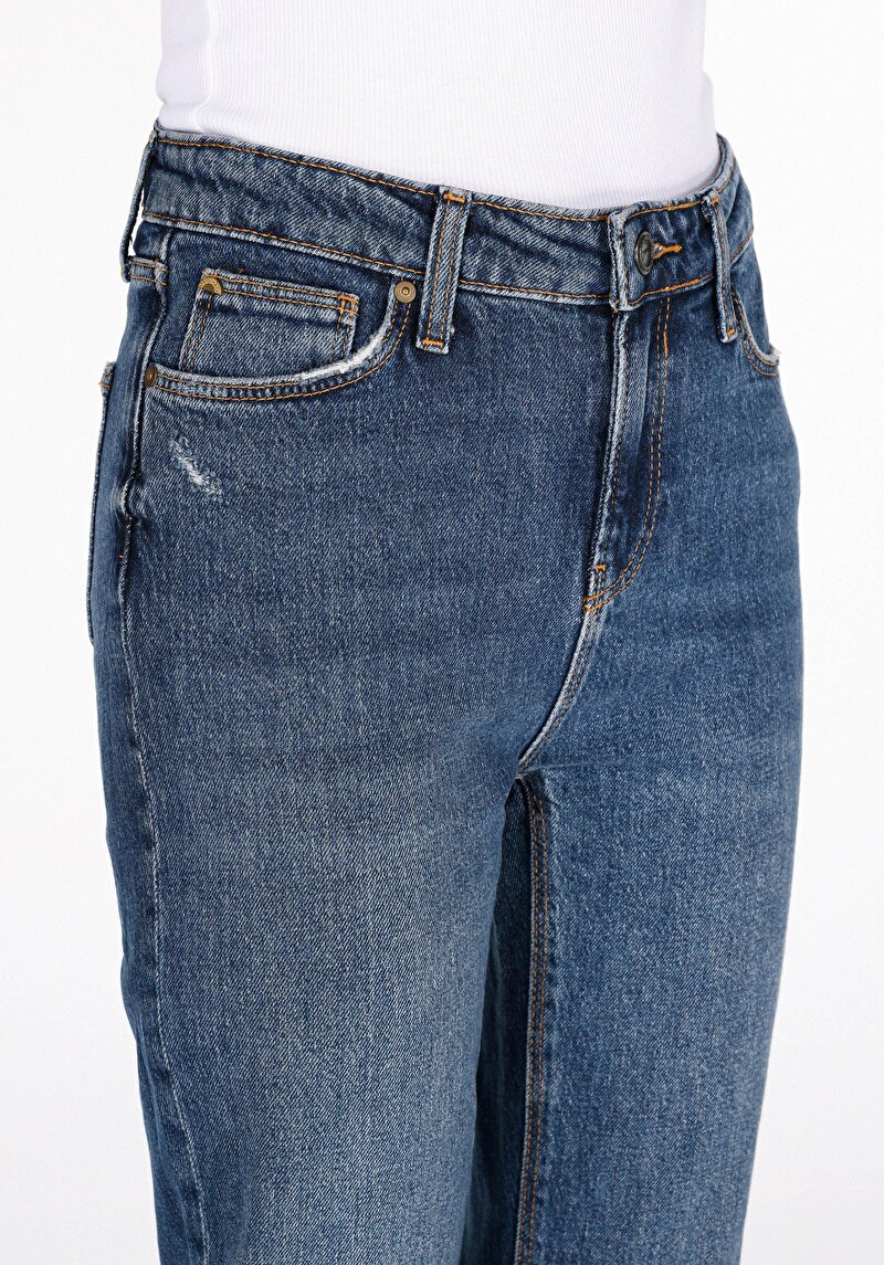 Afișați detalii pentru Slim Fit Mid Waist Straight Leg Blugi İndigo Pentru Femei