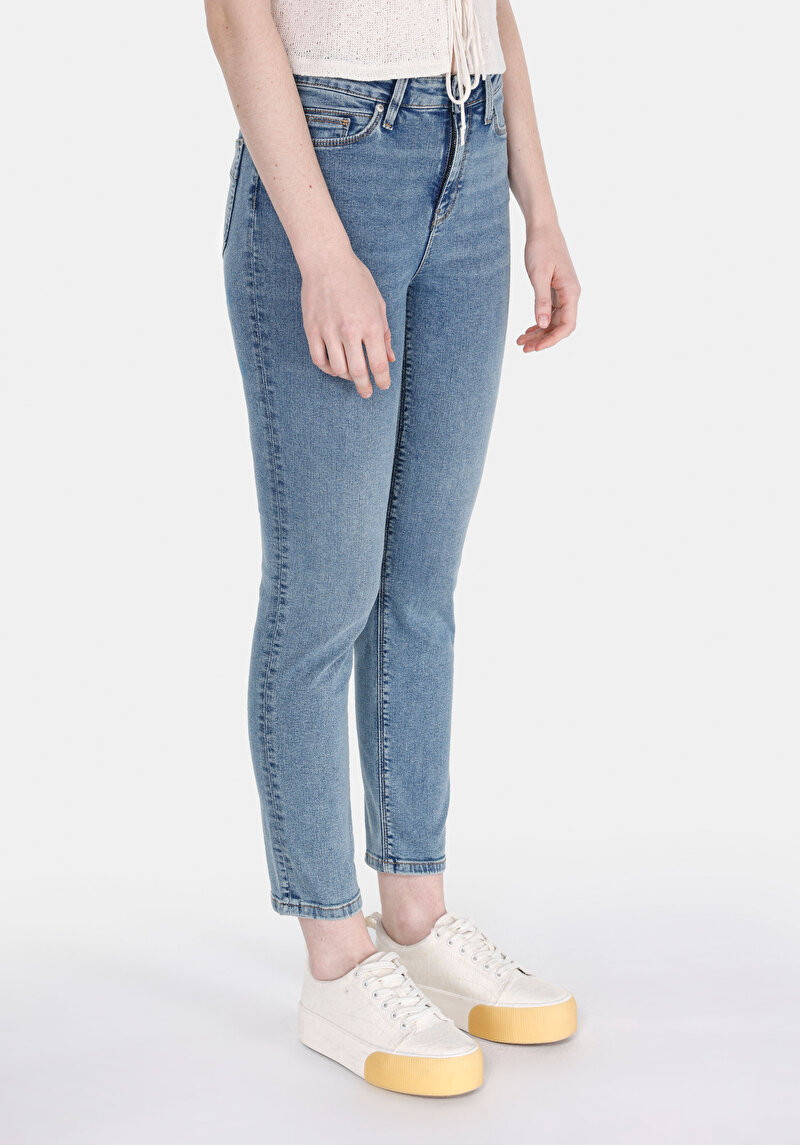 Afișați detalii pentru Pantaloni De Dama Albastru Slim Fit 703 Carla Cl1074767