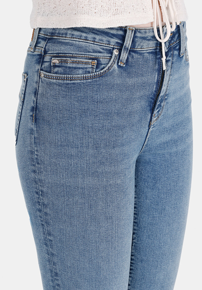 Afișați detalii pentru Pantaloni De Dama Albastru Slim Fit 703 Carla Cl1074767