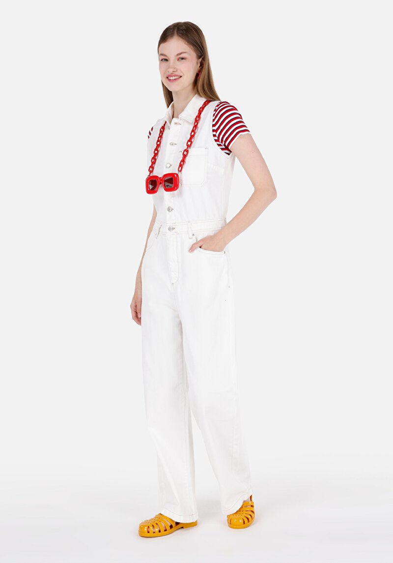 Imagine a Blugi Albi Pentru Femei Regular Fit