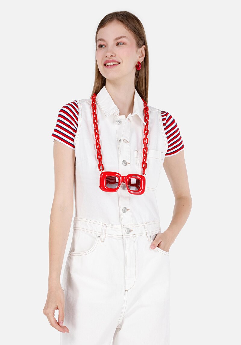 Imagine a Blugi Albi Pentru Femei Regular Fit