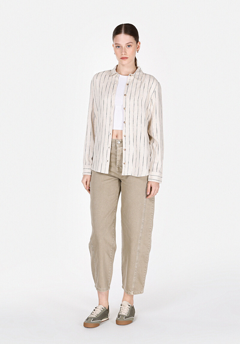 Imagine a Camasa Cu Maneca Lunga De Dama Bej Regular Fit Cl1073306