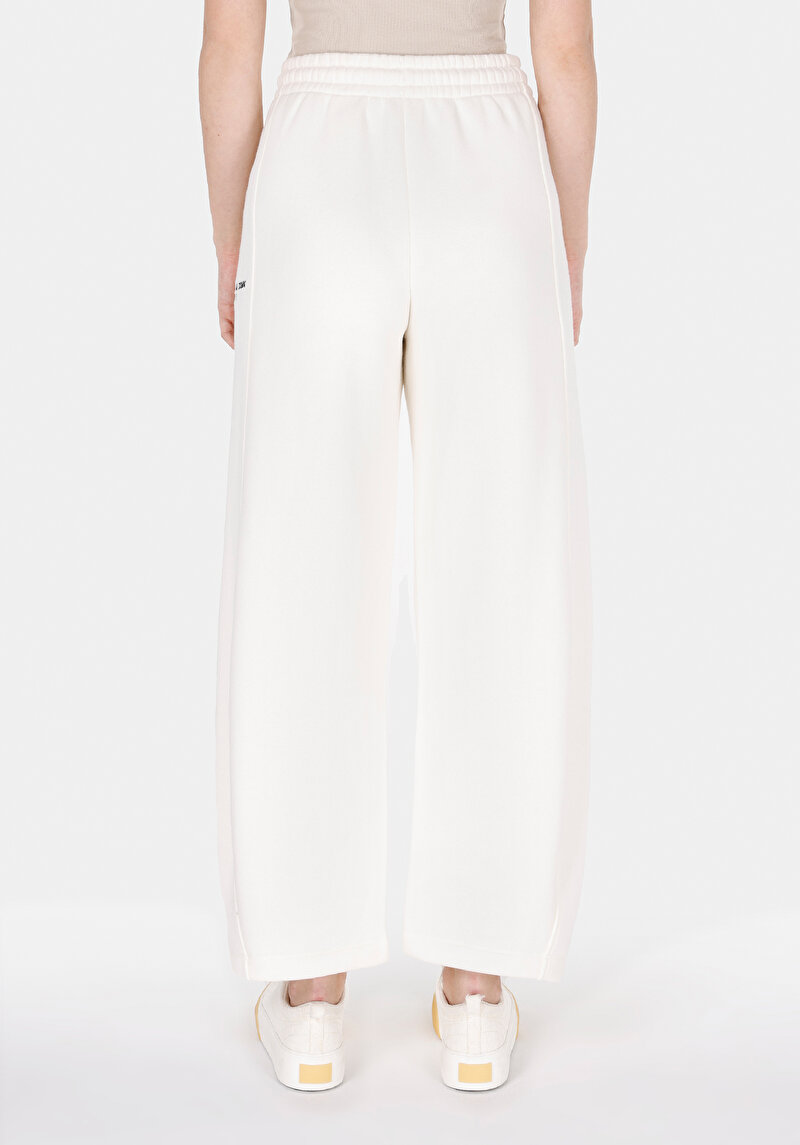 Afișați detalii pentru Pantaloni De Trening De Dama Alb Regular Fit  Cl1072785