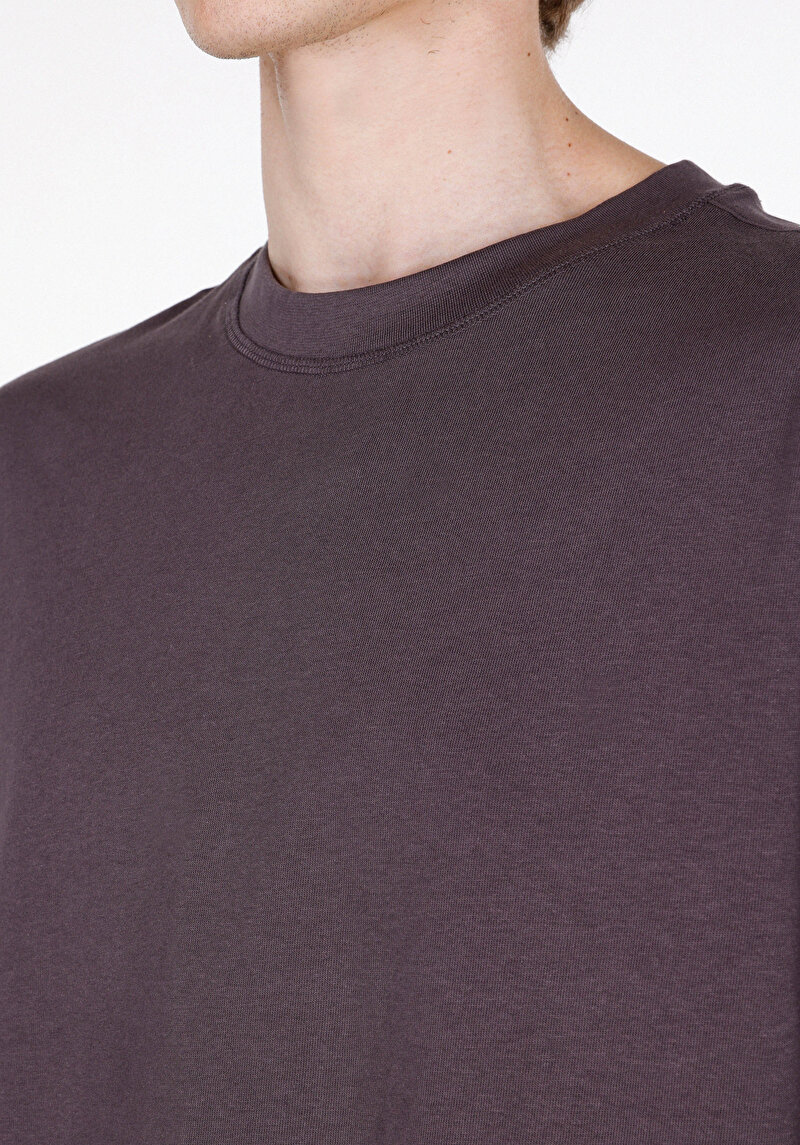 Imagine a Tricou Cu Mânecă Scurtă Cu Mânecă Scurtă Cu Gât Rotund Pentru Bărbați