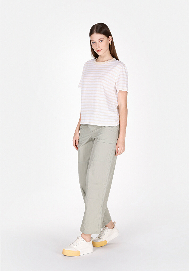 Imagine a Regular Fit Round Neck Striped Tricou Cu Mânecă Scurtă Bej Pentru Femei