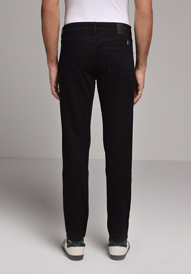 Imagine a Blugi Negri Pentru Bărbați Cu Talie Dreaptă Cu Talie Dreaptă