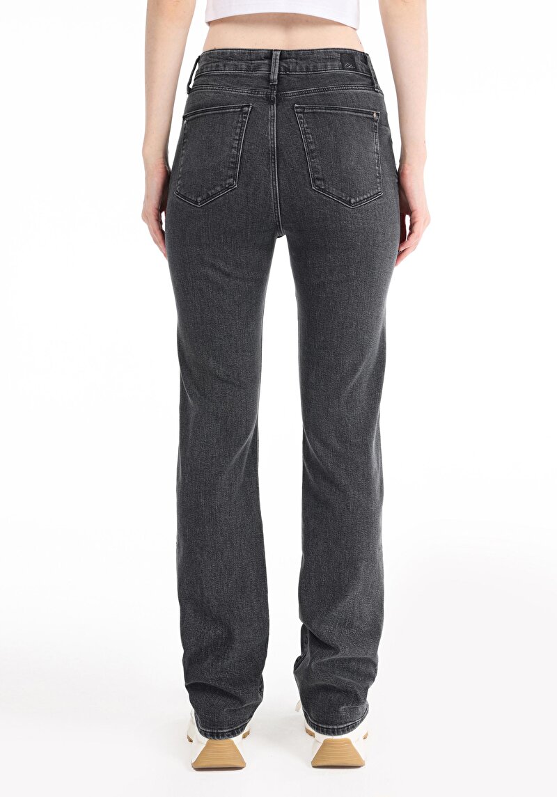 Imagine a Pantaloni De Dama Negru Regular Fit 792 Mila Cl1065356